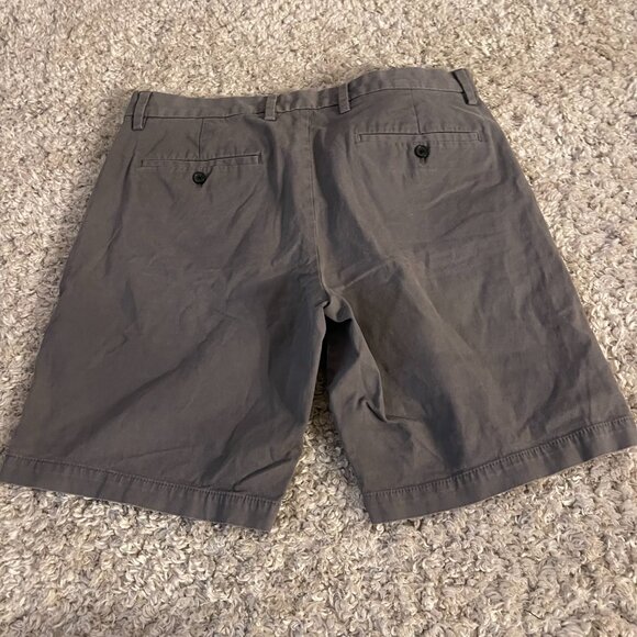 Banana Republic Aiden Gray Chino Shorts Men’s 35 - Picture 4 of 5